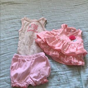 Carters Newborn 3 piece outfit